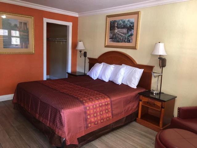 Antioch Executive Inn מראה חיצוני תמונה